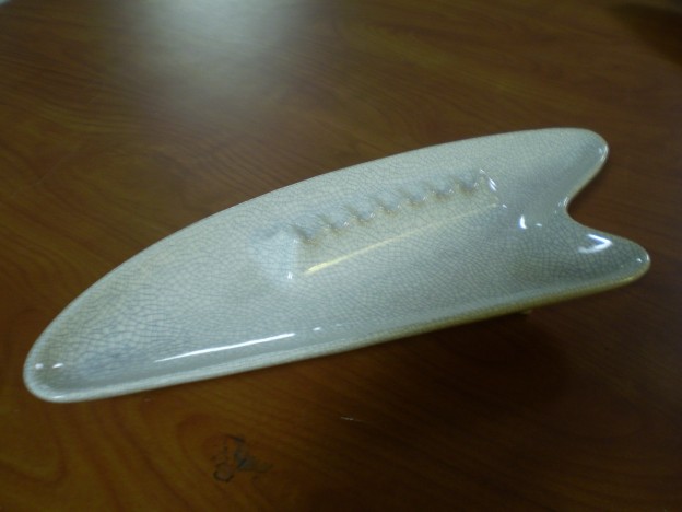 Haeger SP-12 Ashtray (white crackle)