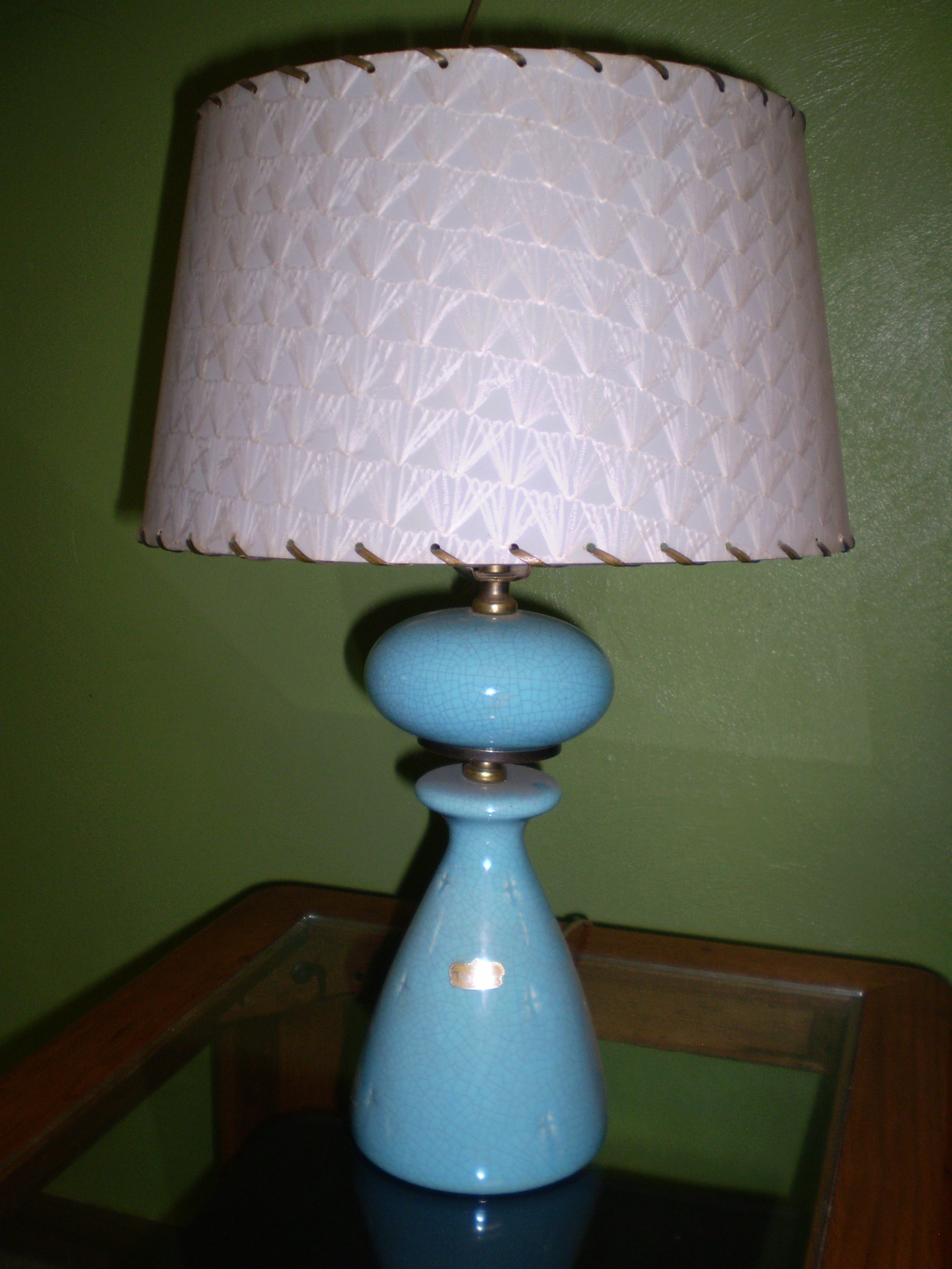 Haeger Table Lamp [turquoise crackle glaze]
