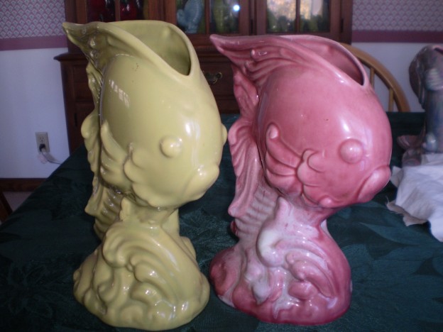 Haeger 610 fish vase [oxblood and chartreuse glazes]
