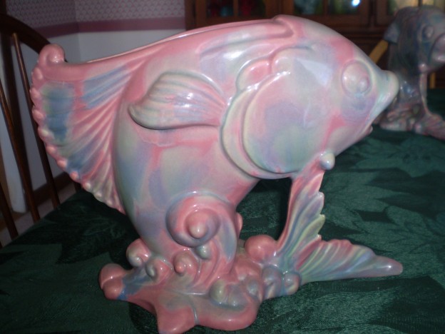 Haeger R-284 Trout planter [mauve agate glaze]