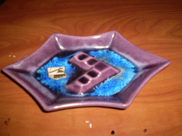 Haeger 138 Ashtray [purple jewel tone glaze]