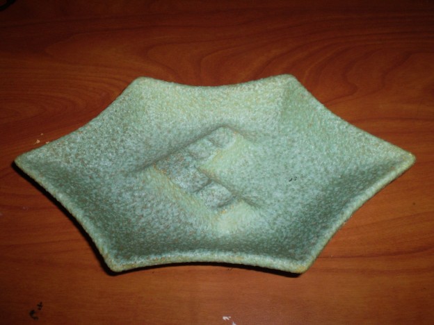 Haeger 138 Ashtray [green texture glaze]