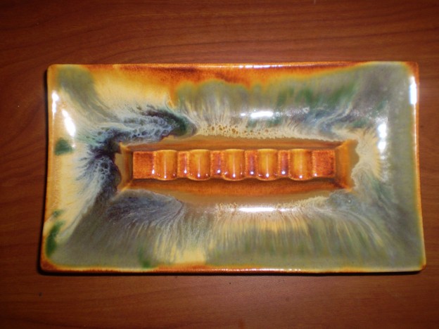 Haeger R-125 ashtray [briar agate glaze]
