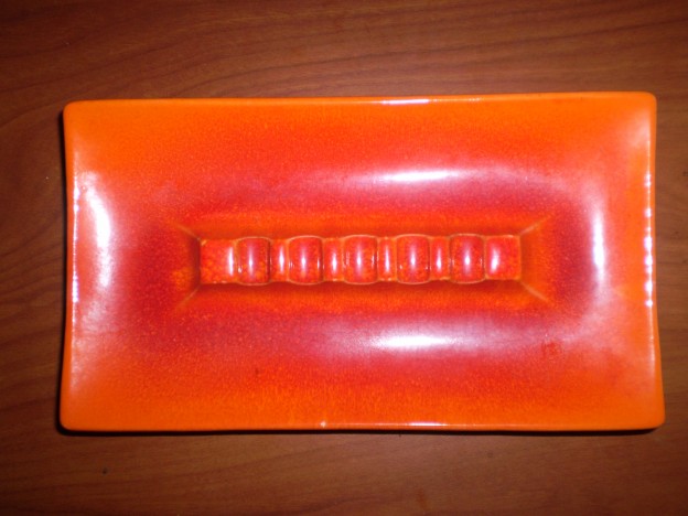 Haeger R-125 ashtray [mandarin orange glaze]