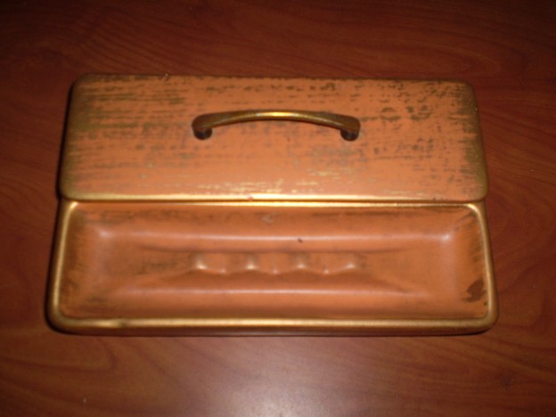 Haeger 702 cigarette box and ashtray [gold tweed with color(orange) glaze]