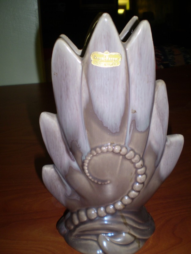 Haeger 832 vase [pearl grey drip glaze]