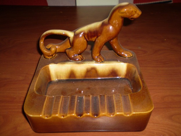 Haeger leopard ashtray [grey tone and brown tone glazes]